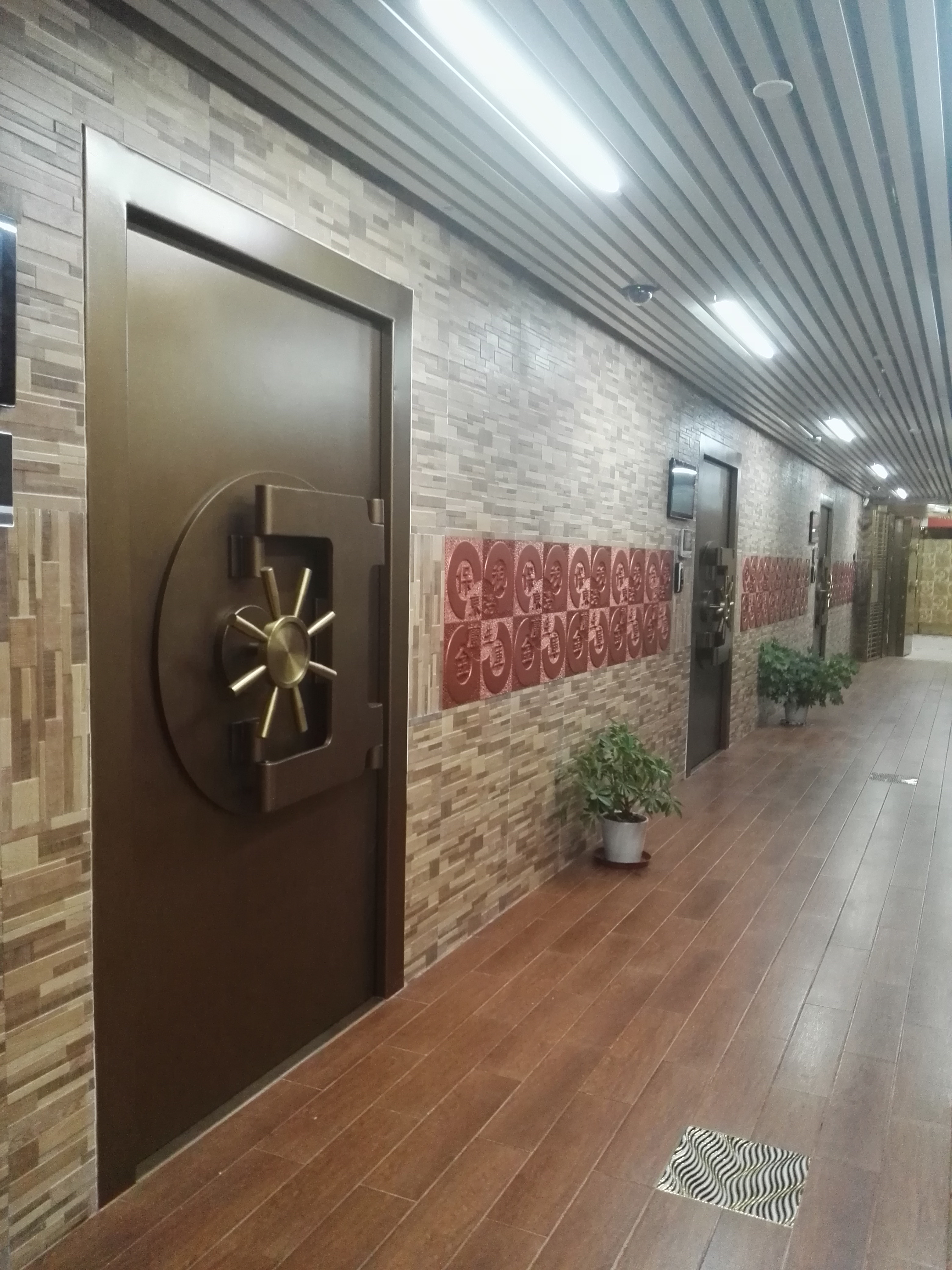 上海蘭生文物庫房門、鈦金金庫門、造型藝術金庫門工程I